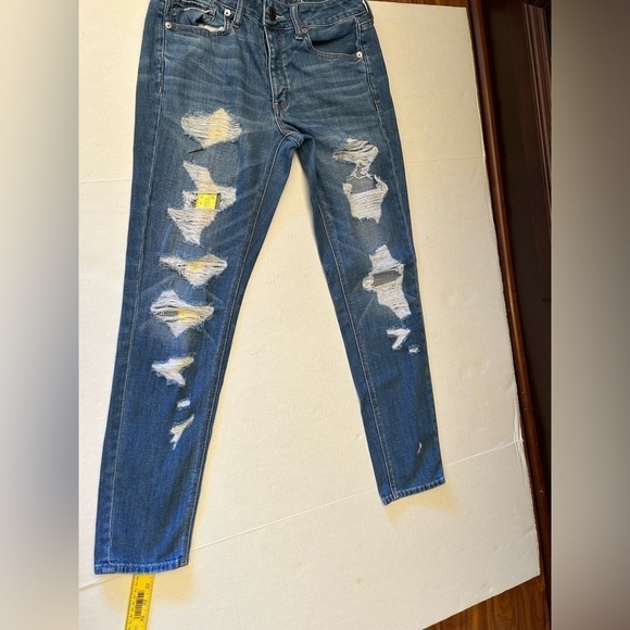 American Eagle Tom Girl button fly distressed medium wash denim jeans Sz-2R U14 - Picture 10 of 10